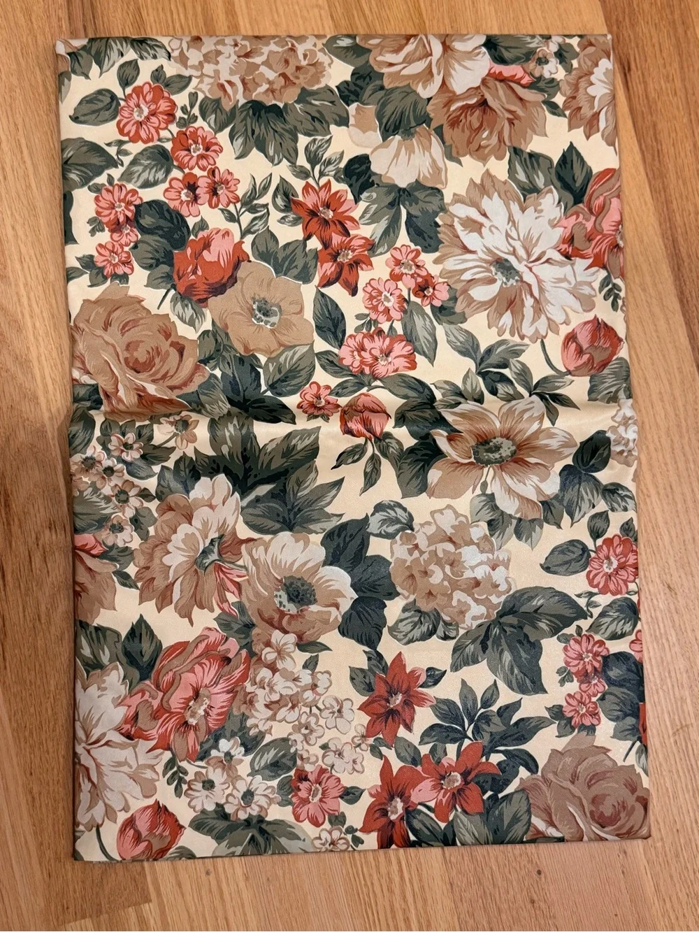 VTG Classic Collections |flannel-backed vinyl square tablecloth 52”